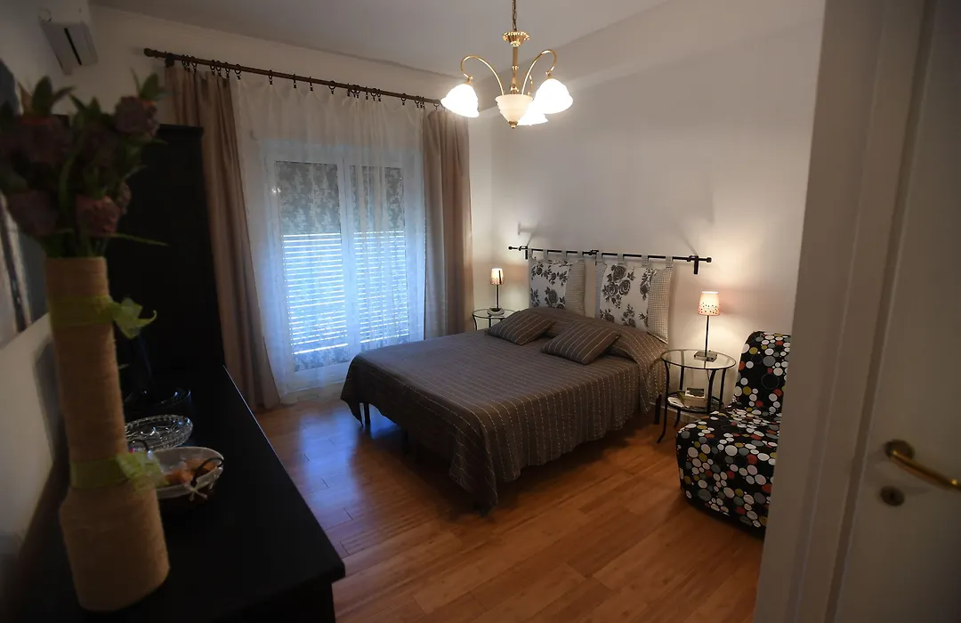 ACasaDiEnza-1
